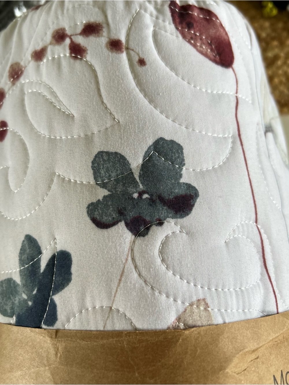 Full Queen Floral Reversible Quilt Set 3 Piece